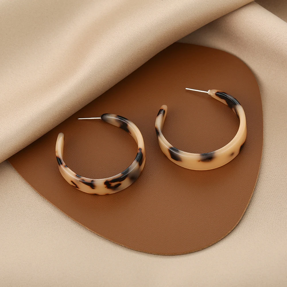 

Fashion Cool C Shape Restoring Ancient Ways Leopard Grain Sexy Personality Earrings Women Jewelry Earring