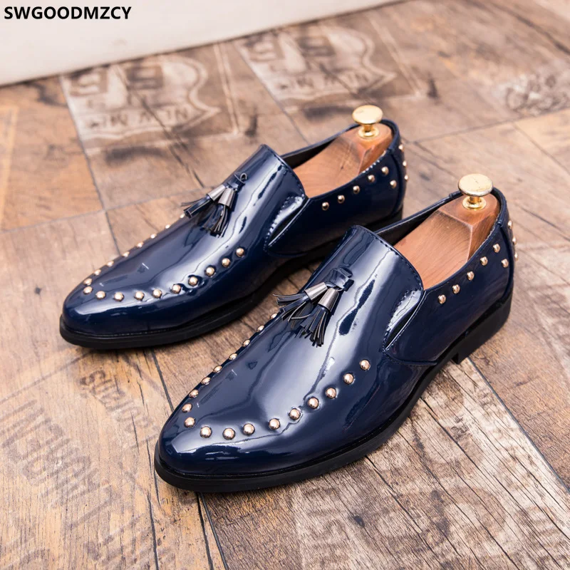 

Patent Leather Shoes for Men Office 2023 Loafers Men Dress Shoes Italian Tassel Elegant Formal Shoes Men Chaussure Homme Zapatos