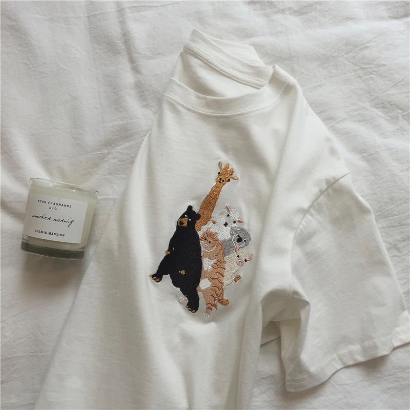 

Embroidered white short sleeve T-shirt versatile round neck slim casual top