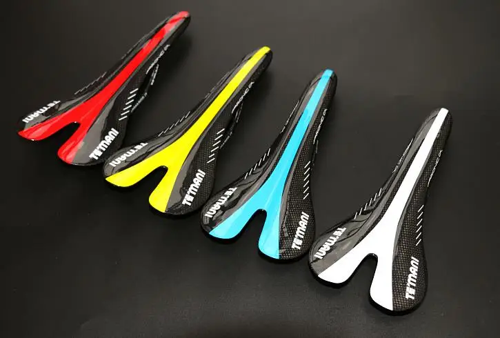 

Велосипедное седло углеродное для MTB шоссейного велосипеда 95 г 275*123 мм