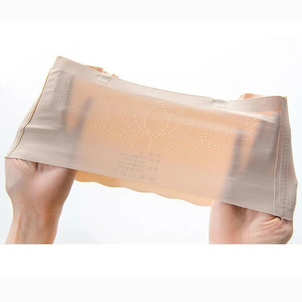 Бюстгальтер женский эластичный без бретелек однотонный бесшовный с чашками