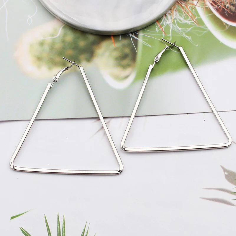 

1 Pair 8Seasons Fashion Korea Simple Earring Silver Color Geometric Triangle Ear Women Trendy Punk Style Hoop Earrings Jewelry