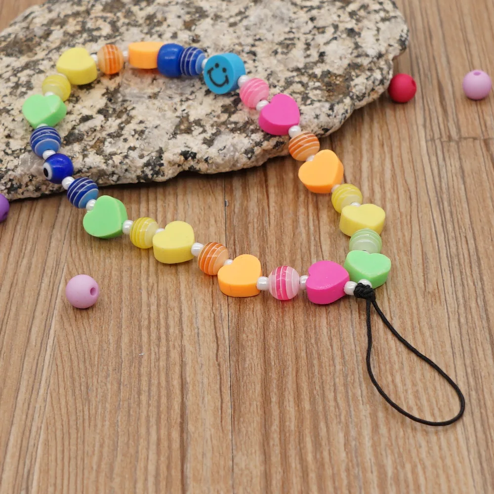 

Summer 2021 New Heart-shaped Beaded Mobile Phone Strap Women's Striped Soft Ceramic Bead Mobile Phone Chain
