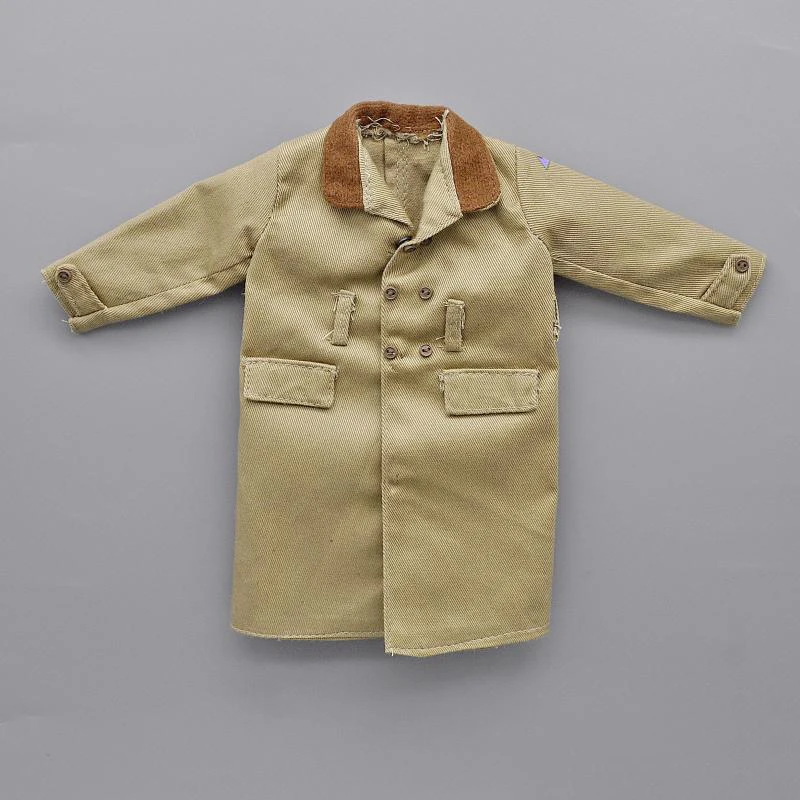 Модель длинного тренча времен Второй мировой войны в масштабе 1/6 немецкая армия