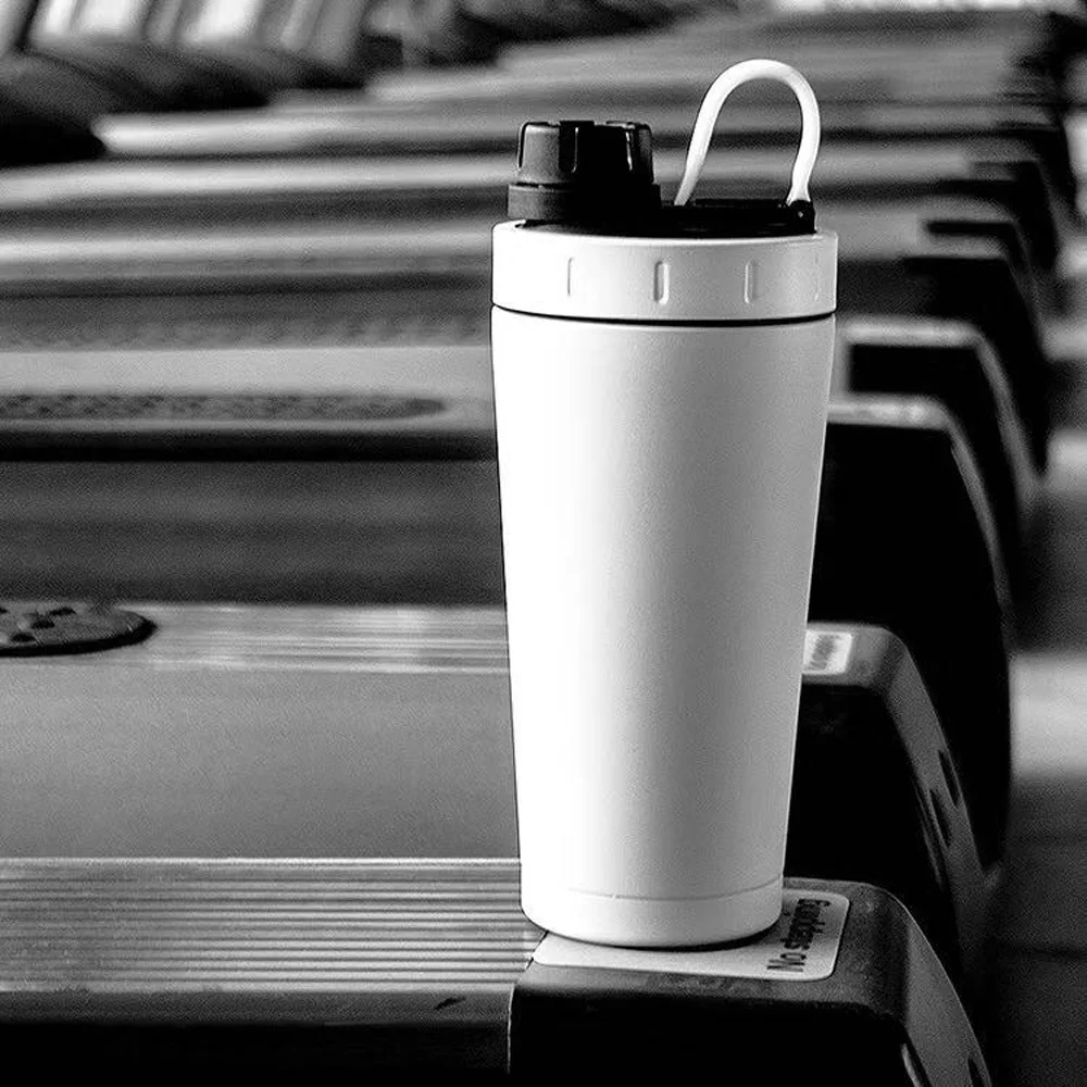 20 унций двухслойная протеиновая шейкер бутылка из нержавеющей стали чашка для