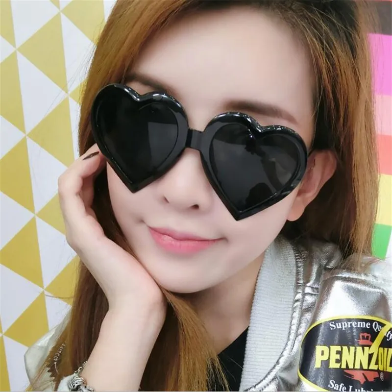 

DCM Women Cute Sun Glasses Fashion Love Heart Sunglasses Brand Designer Retro Vintage Sun Glasses UV400