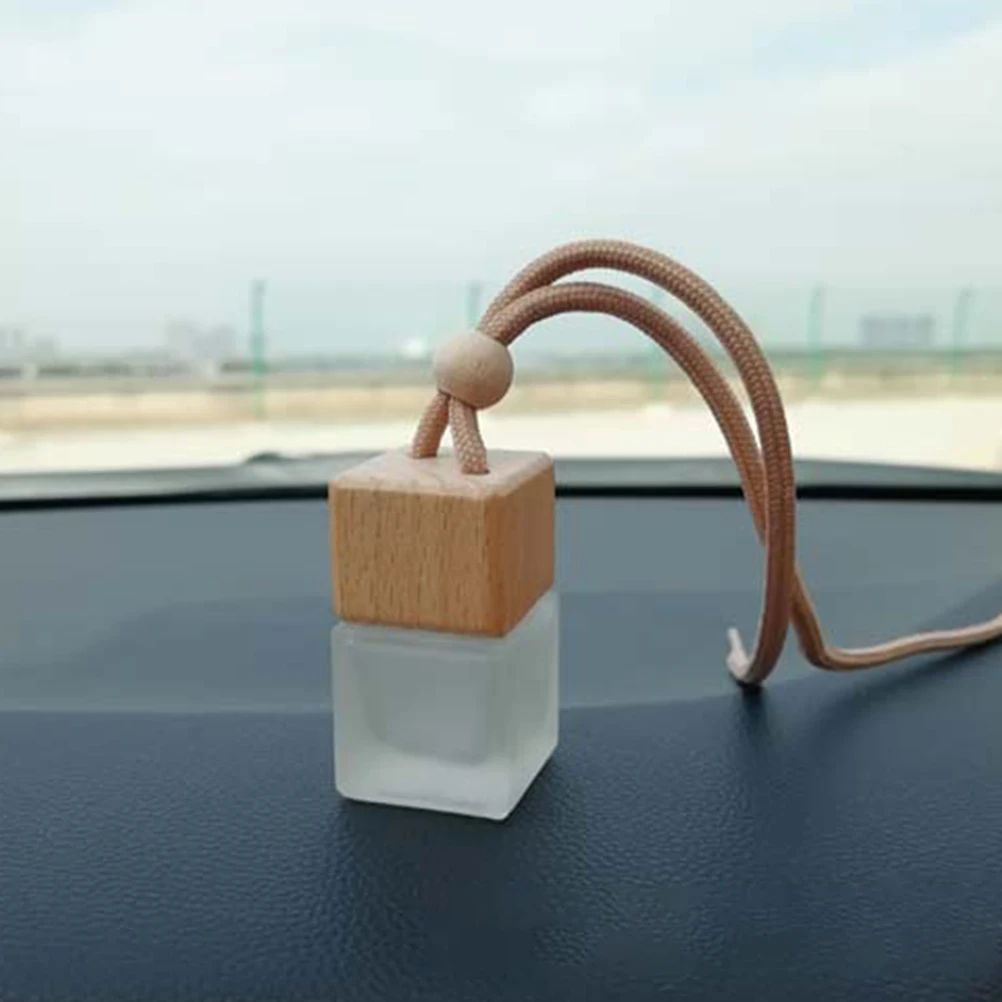 Освежитель воздуха автомобильный подвесной пустая бутылка для парфюма