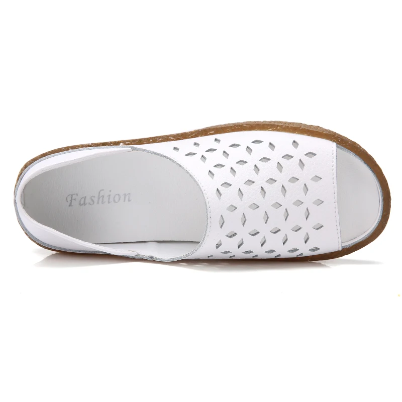 QWEDF из натуральной кожи Большой размер 44 на плоской подошве Сандалии для женщин