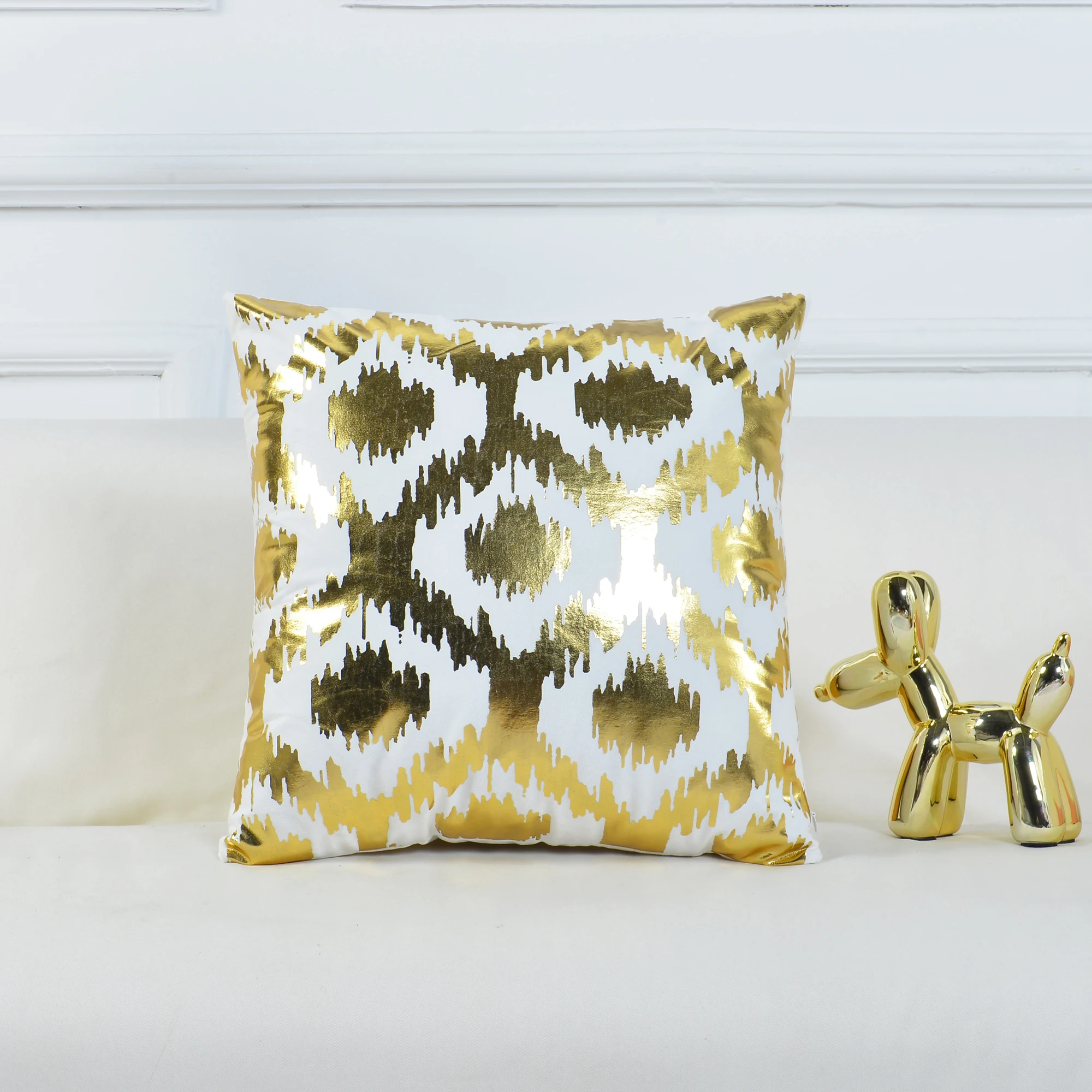 

Nordic Style Bronzing Pillow Covers Decorative Cushions for Bed Living Room Decoration Flannel Pilowcase Luxury Cushion Home