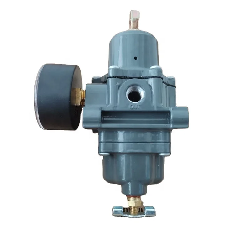 

Регулятор давления Fisher 67CFR-235 с манометром