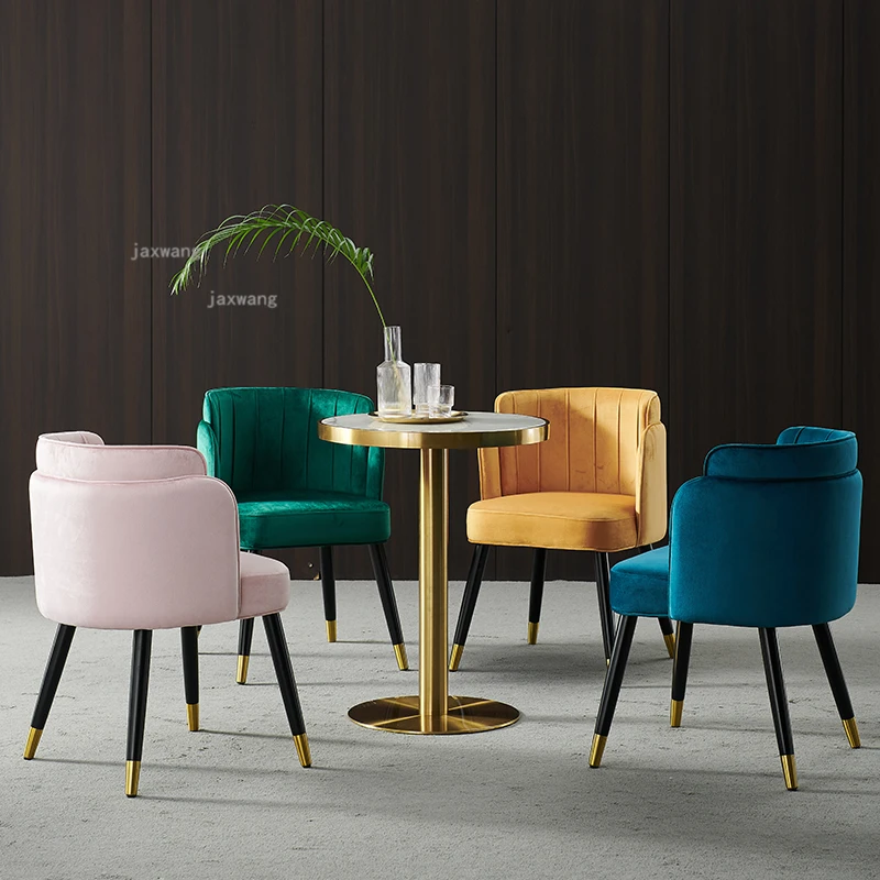 Светильник лья обеденные деревянные со спинкой в скандинавском стиле |