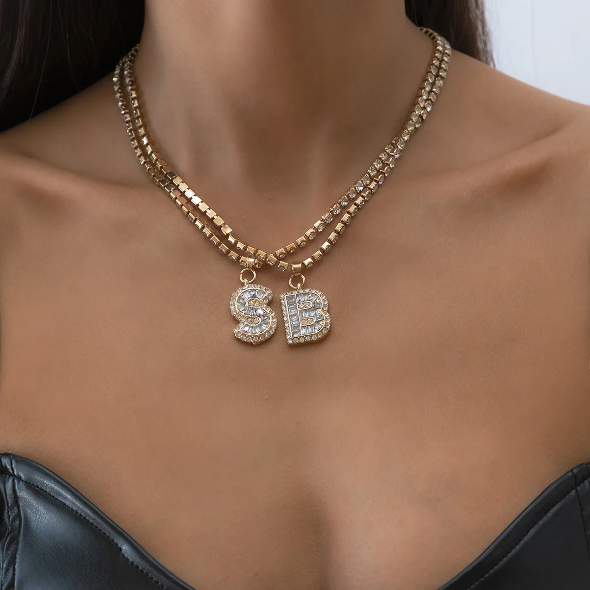 

Statement BS Letter Capital Charm Pendant Full Crystals Chain Necklace for Women Man Couples Punk Hip Hop Street Gold Necklace