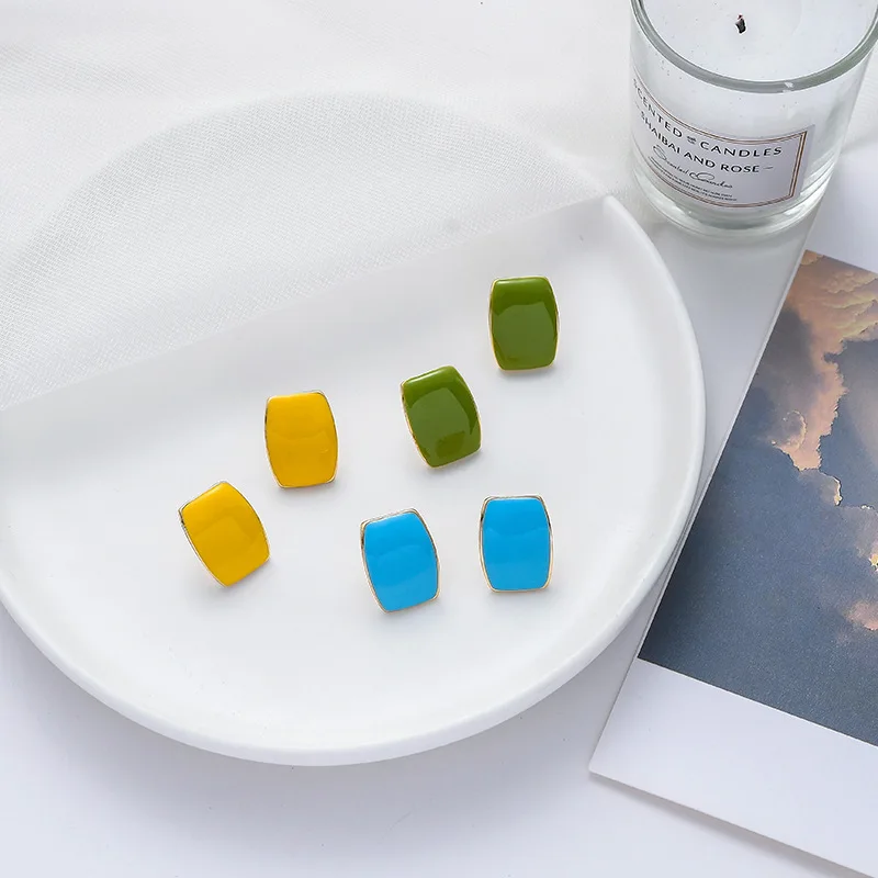 

Minimalist Morandi Enamel Square Stud Earrings for Women Femme Alloy Colorful Small Geometric Earrings Statement Party Jewelry