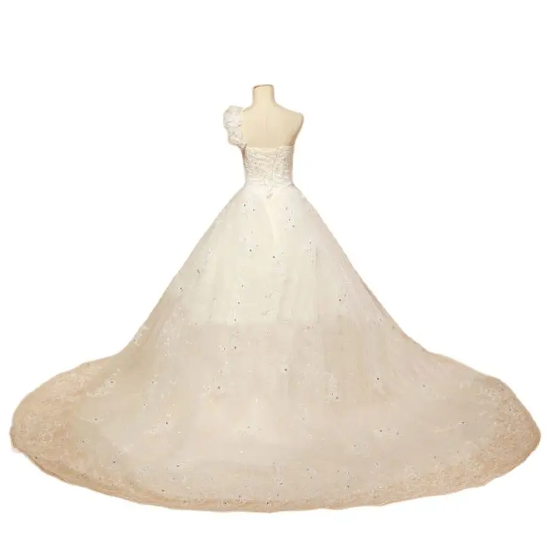 Новый стиль Реальный образец длинный шлейф на одно плечо Бисероплетение Цветы