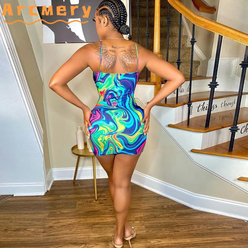 

Women Spaghetti Strap Wave Printed Sleeveless Bodycon Mini Dress