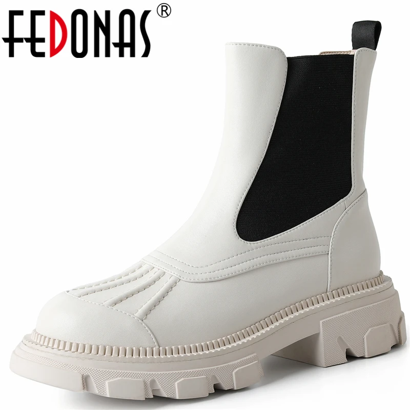 

FEDONAS Round Toe Platforms Women Ankle Boots Sewing Genuine Leather Thick Heels Autumn Winter Working Casual Shoes Woman 2021