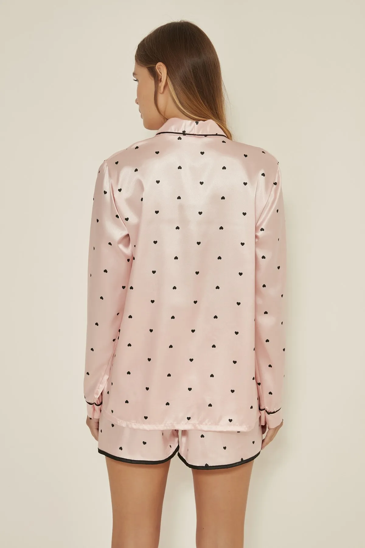 

Women's Heart Pattern Satin Shirt-Shorts Suit new season women's sets long sleeve bottom shirt shorts soft home suit dress