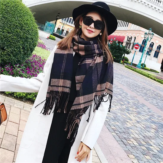Элегантный темно-зеленый клетчатый кашемировый шарф для женщин, зимняя клетчатая шаль, пончо, Женский хиджаб, шарф, дизайнерский женский палантин, накидка - Цвет: Тёмно-синий