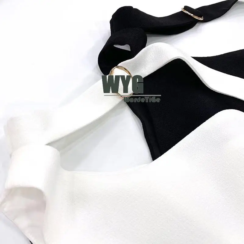 Женский комбинезон на одно плечо черный или белый однотонный без рукавов с