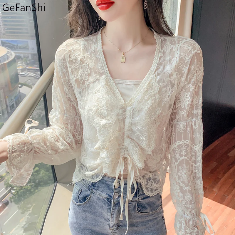 

Женская кружевная блузка с V-образным вырезом, белый облегающий топ в Корейском стиле, лето-осень 2022
