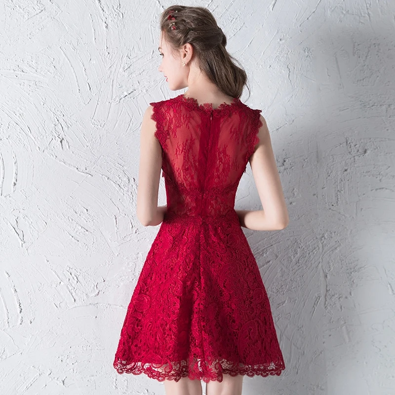 

Lamya Cut Out A Line Lace Prom Dresses 2019 Romatic Evening Party Dress Form Women Short Special Occasion Dress Gown
