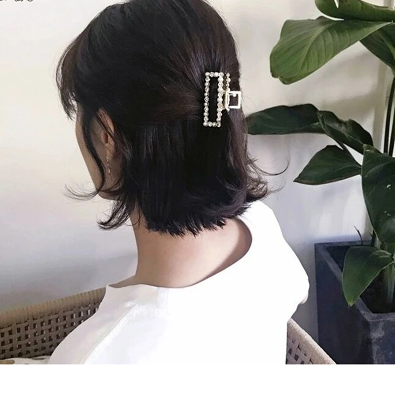 

Fashion Pearl Geometric Hair Claw For Women Hair Crab Square Shape Crystal Hair Clips For Girls Small Size Accessories