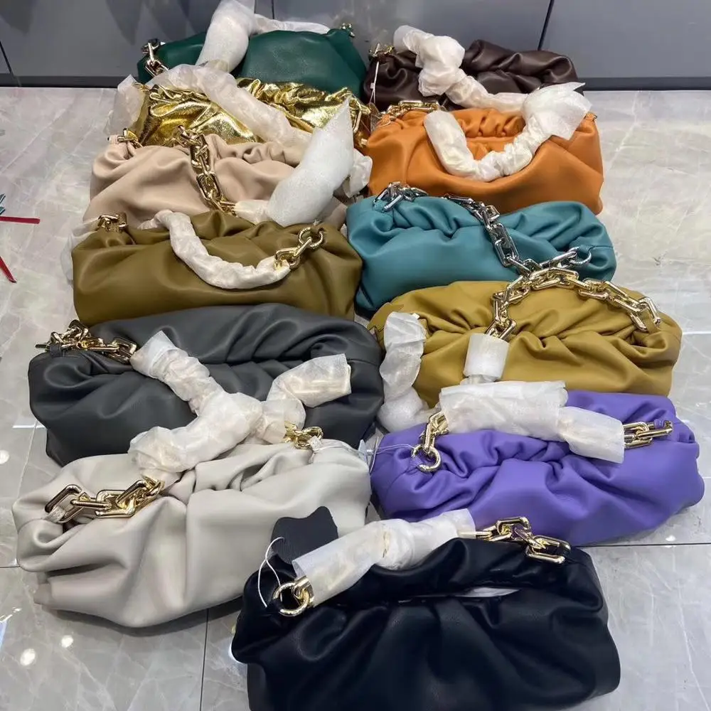 

2020 New Fashion Women Genuine Leather Handbag High Quality Thick Metal Chain Cloud Dumplings Clutch Bag Female Shoulde Bags