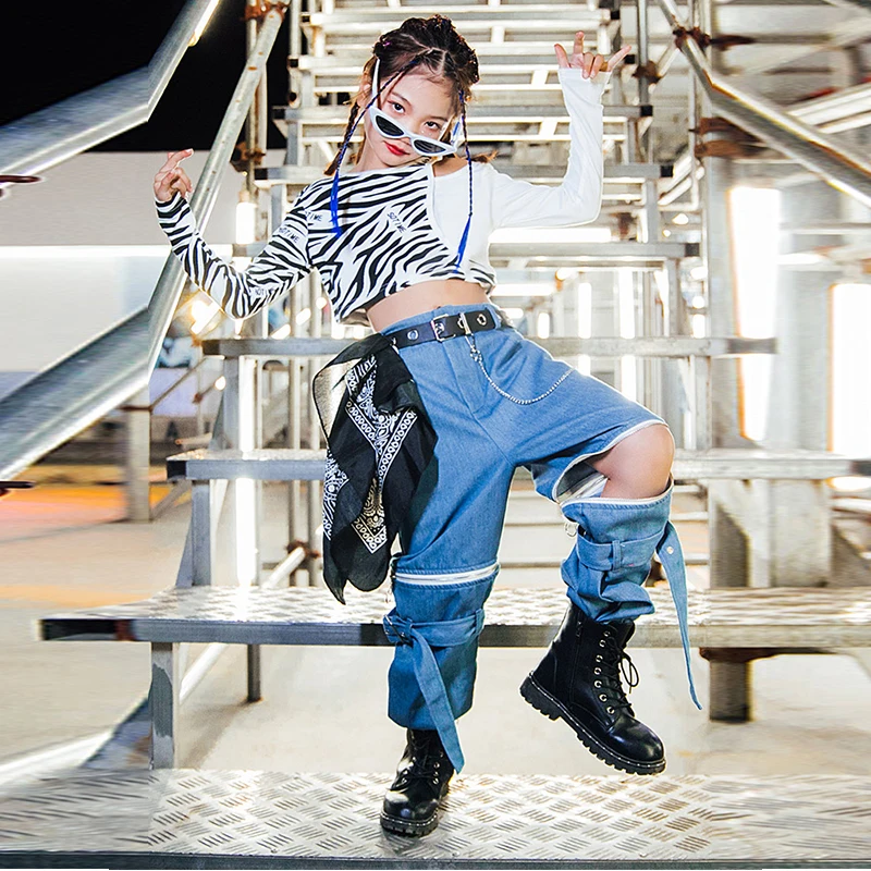 

Джазовый танцевальный костюм для сцены одежда с принтом зебры; Топы с рисунком на молнии; Джинсовый комплект для девочек уличных танцев сце...