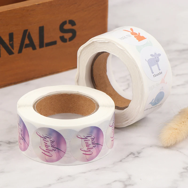 Фотообои с размытым круглым фоном 500 наклеек в рулоне для посылка