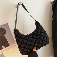 classic women handbag and purse 2021 winter new shoulder bags travel tote women armpit small satchel designer female clutches