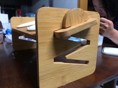 Регулируемая по высоте миска для домашних животных бамбуковая полка