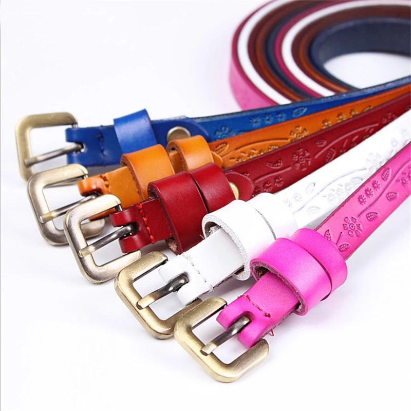 

Ремень с тиснением в виде цветка розы для женщин