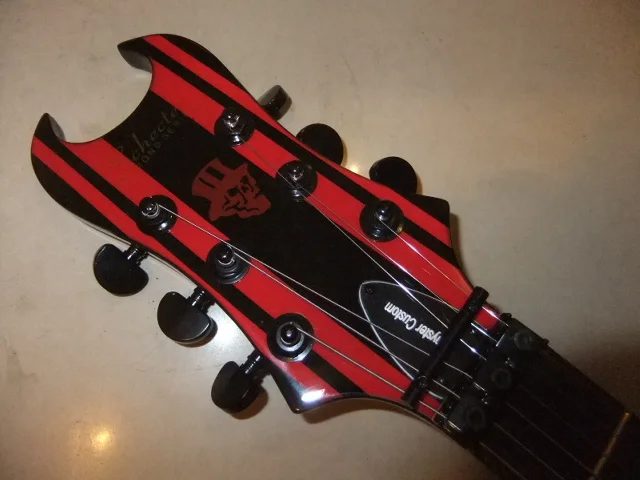Бесплатная доставка новая модель гитары Schecter черная с красной полосой 110629 | Спорт