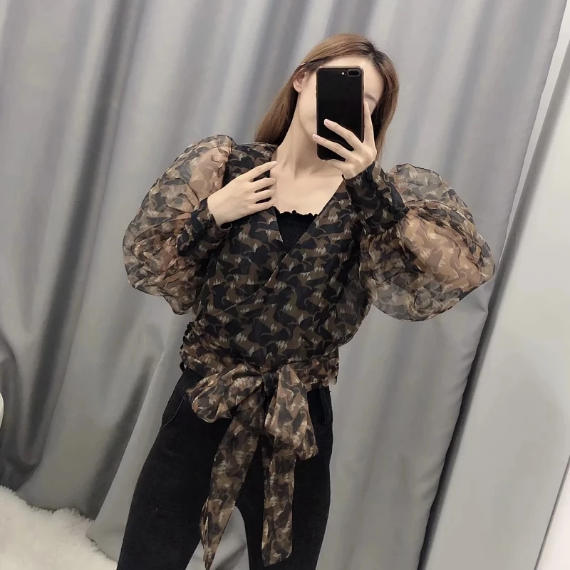 Женская прозрачная блузка-кимоно с v-образным вырезом и бантом на подоле | одежда