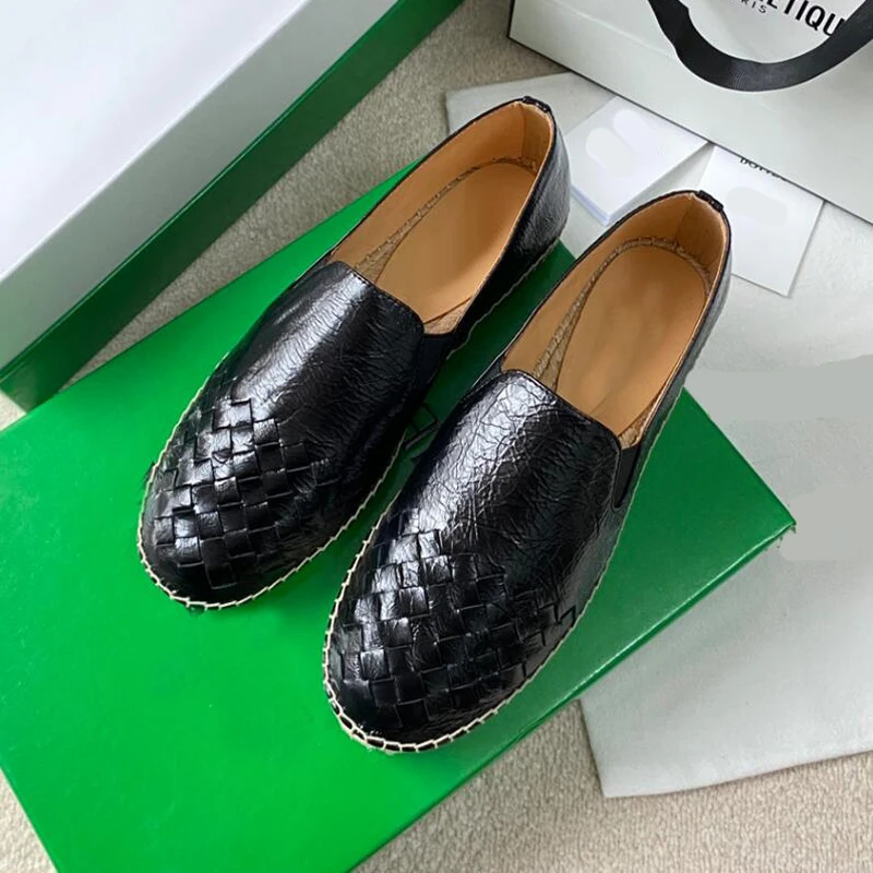 

Thick-soled fisherman shoes women's spring summer 2021 new style straw woven leather flat shoes one-legged leather lazy shoes