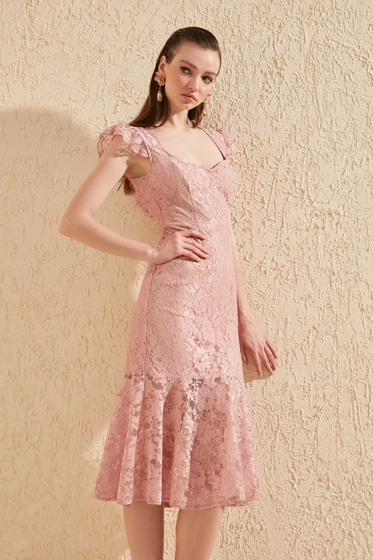 Кружевное платье Trendyol TPRSS19UT0108 | Женская одежда