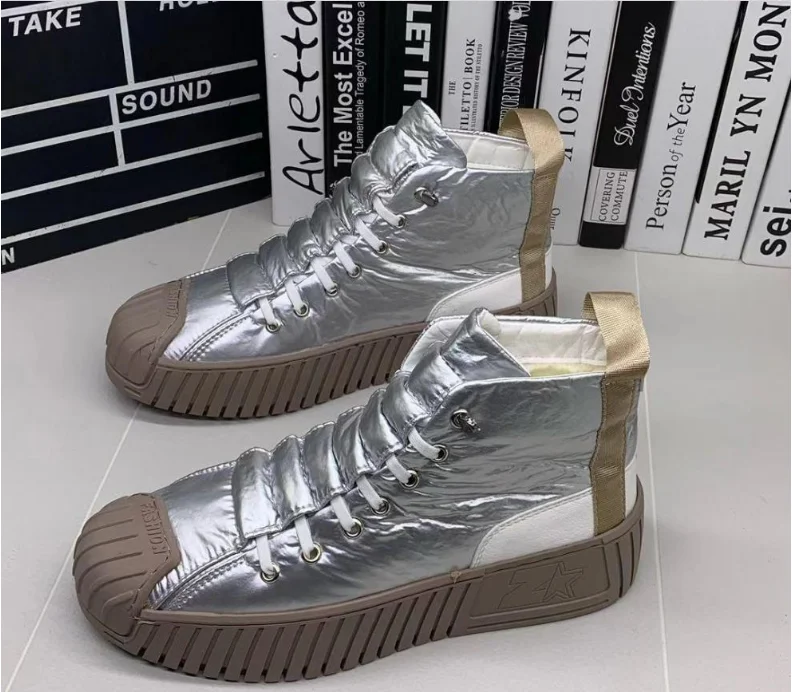 

Autumn and winter New Men Martin boots The increased boots Fashion casual shoes board shoes High quality Platform shoes