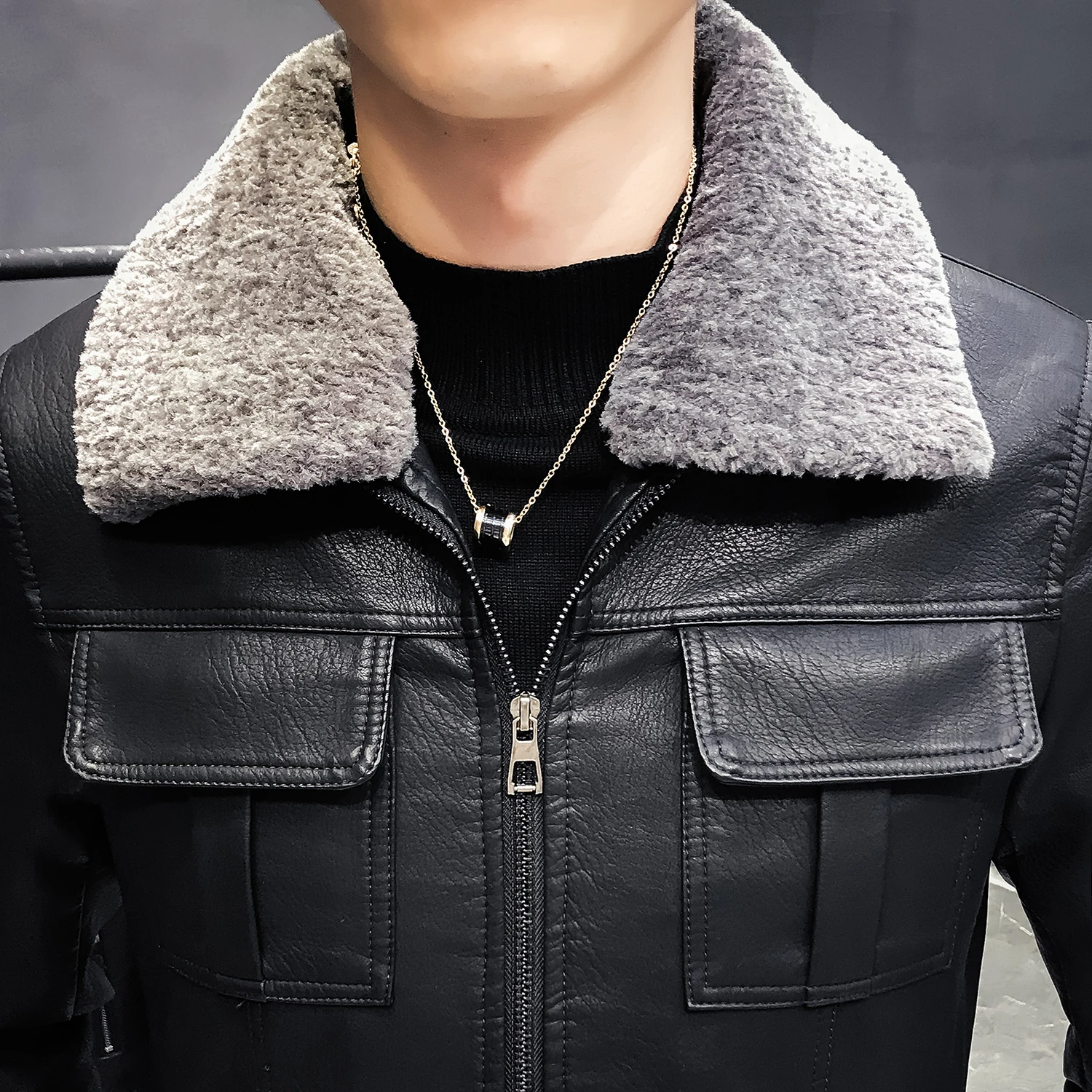 Мужская кожаная куртка с меховым воротником приталенная мотоциклетная Chaqueta Marron