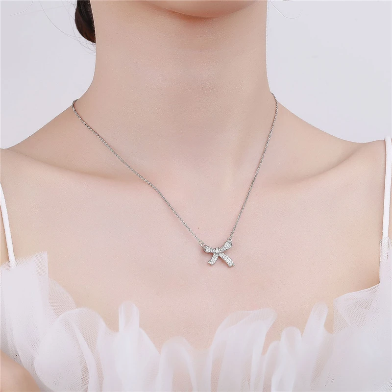 

Kpop Fashion Butterfly Necklace Golden and Silvery Bow Neck Chains 2021 Simple Zircon Collier Femme Christmas Gifts