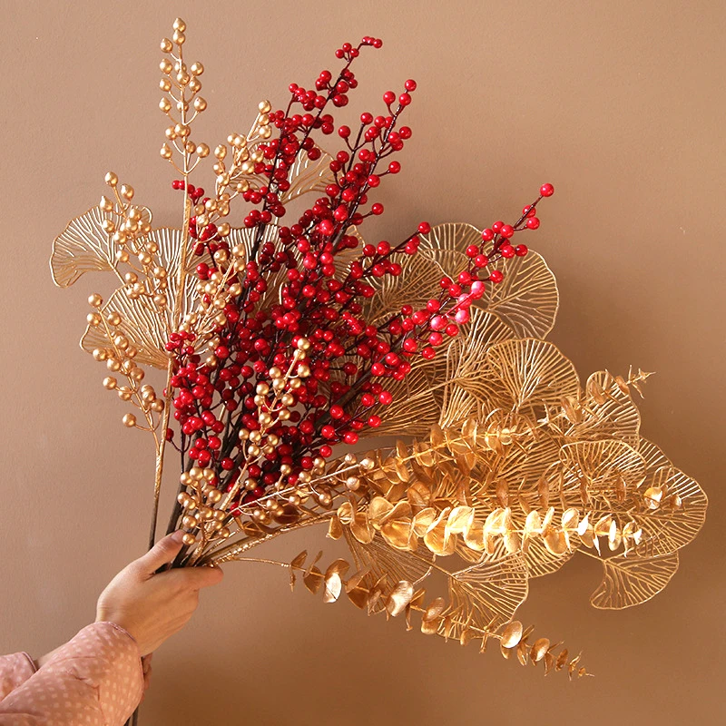

Golden Artificial Eucalyptus Leaf Fan Leaf Fake Red Fruit Artificial Flower for Wedding Home Christmas Decoration Plant
