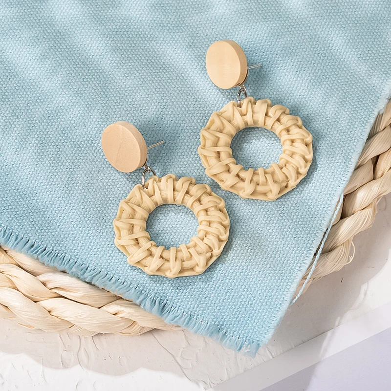 Женские плетеные серьги в Корейском стиле коричневые белые геометрические