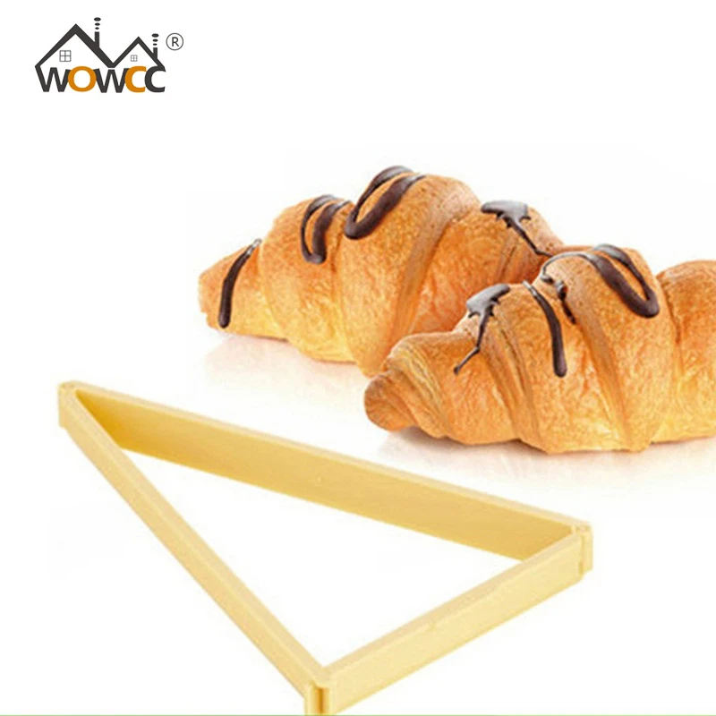 

Plastic Croissant Cutters Bread Line Mould Dessert Stamper Roll Maker Baking Pastry Tools Bakeware Kitchen Gadgets Accessories