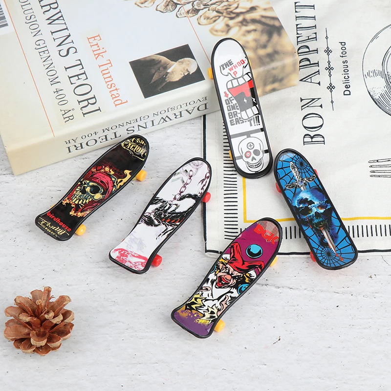 

Finger Skateboard Toys Novelty Finger Toy Mini Finger Board Fingerboard Alloy Skate Boarding Toys Gift For Children's