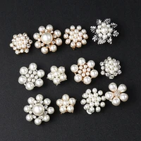 imitation shell pearl flower brooches for women gold color rhinestones collar pin wholesale christmas gift