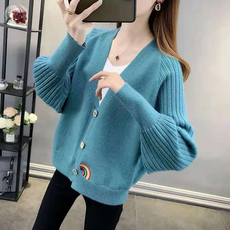 

Вышитый Радужный вязаный кардиган с v-образным вырезом, Женский Осенний 2023, Новый кардиган с рукавами «летучая мышь», свободный свитер с дли...