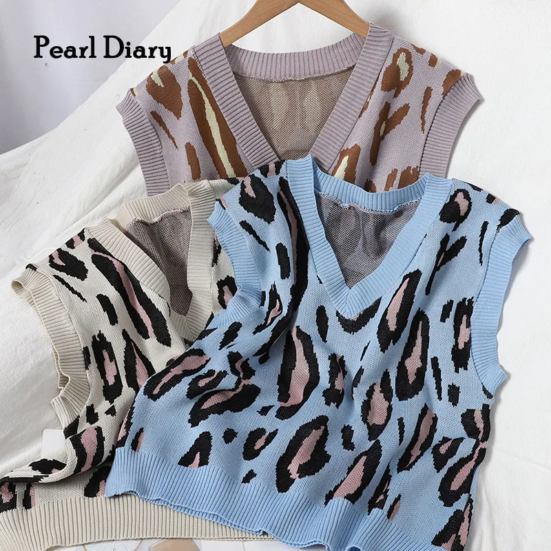 

Pearl Diary Women Tops