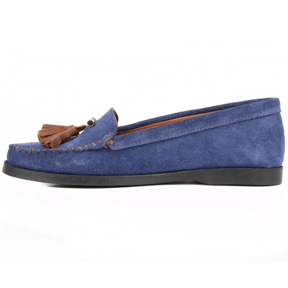 Женские замшевые мокасины на плоской подошве из натуральной кожи