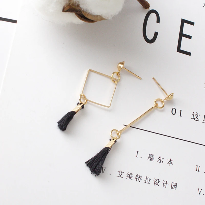 Корейские геометрические яркие женские сережки с кисточками серьги простой