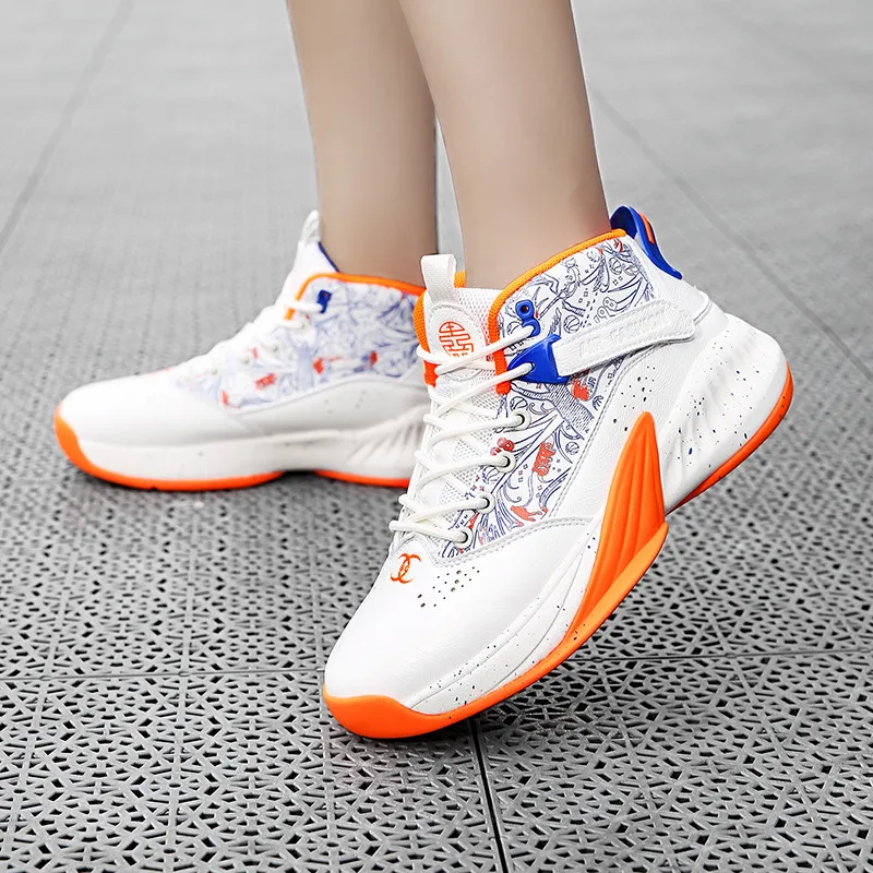 Breathable Light Sneakers Male Outdoor Adult Trainers Basketball Shoes Man Loves Unisex Trendy Graffiti Non-slip Men Shoes Sport