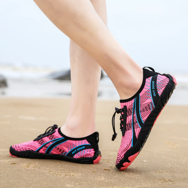 Women Aqua Shoes Comfortable Breathable Beach Sandals Lightweight Surfing Shoes Quick Drying Water Footwear Anti-slip